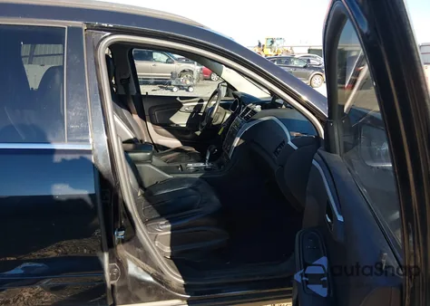 2011 Chevrolet Traverse 1Lt z USA, uszkodzony, nr VIN 1GNKRGED2BJ216357